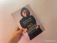 Sri Mulyani Indrawati Teh Authorized Biography No Limits Reformasi dengan Hati